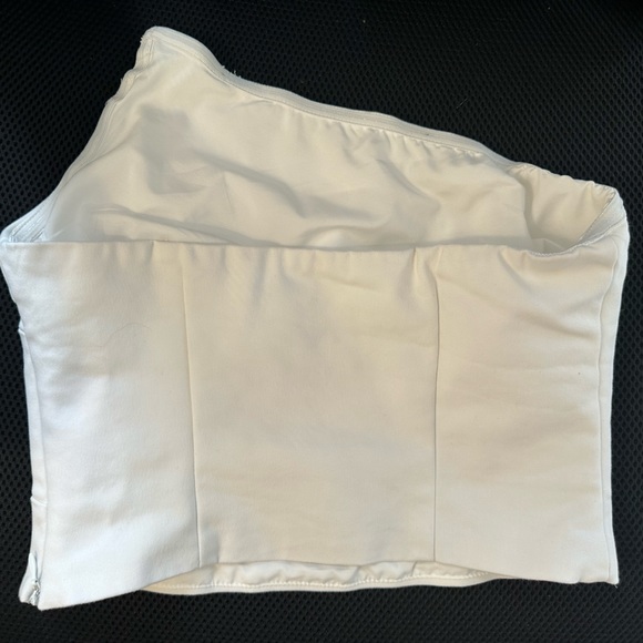 Superdown Quincy Strapless Top in White - Picture 4 of 5